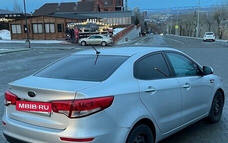 KIA Rio III рестайлинг, 2015 год, 950 000 рублей, 8 фотография