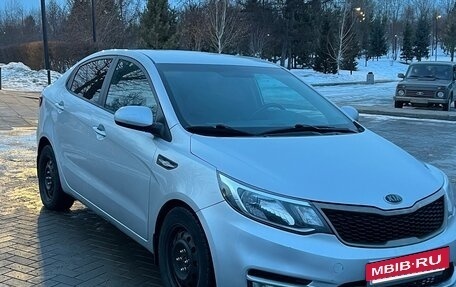 KIA Rio III рестайлинг, 2015 год, 950 000 рублей, 5 фотография