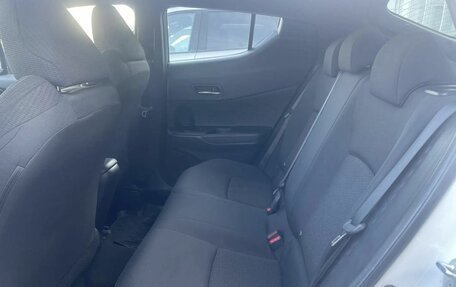 Toyota C-HR I рестайлинг, 2019 год, 2 345 000 рублей, 15 фотография