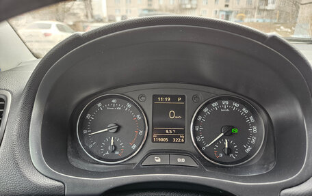 Skoda Fabia II, 2010 год, 690 000 рублей, 10 фотография