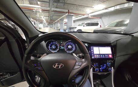 Hyundai Sonata VI, 2011 год, 1 250 000 рублей, 9 фотография