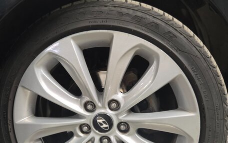 Hyundai Sonata VI, 2011 год, 1 250 000 рублей, 11 фотография