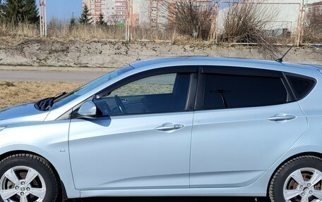 Hyundai Solaris II рестайлинг, 2014 год, 1 050 000 рублей, 4 фотография