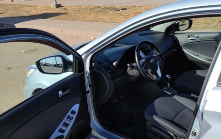 Hyundai Solaris II рестайлинг, 2014 год, 1 050 000 рублей, 9 фотография