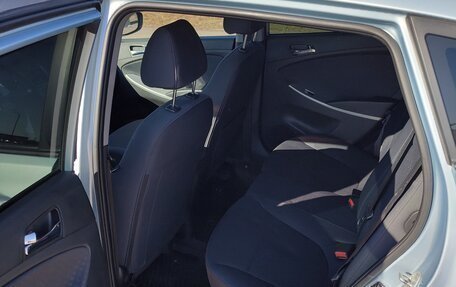 Hyundai Solaris II рестайлинг, 2014 год, 1 050 000 рублей, 11 фотография