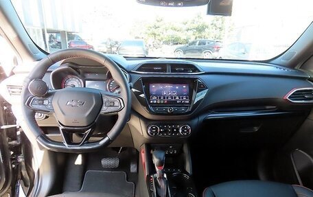 Chevrolet TrailBlazer, 2022 год, 1 910 000 рублей, 6 фотография