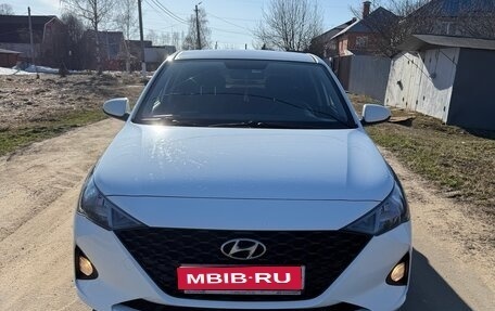 Hyundai Solaris II рестайлинг, 2020 год, 1 550 000 рублей, 1 фотография