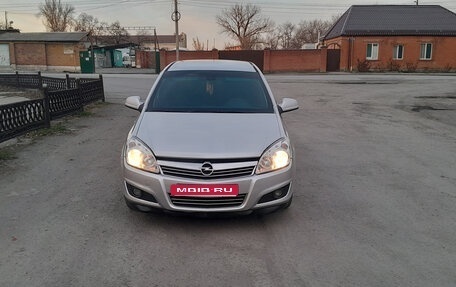 Opel Astra H, 2010 год, 475 000 рублей, 1 фотография
