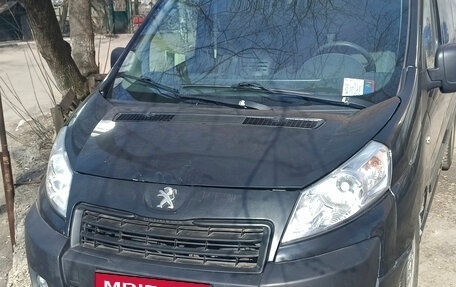 Peugeot Expert II, 2014 год, 1 000 000 рублей, 1 фотография