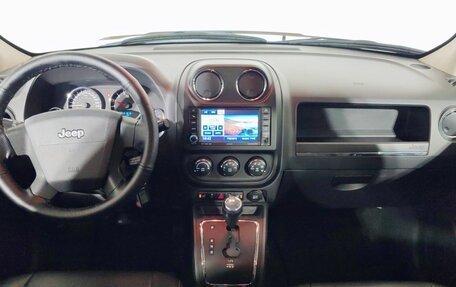 Jeep Liberty (Patriot), 2010 год, 1 100 000 рублей, 10 фотография