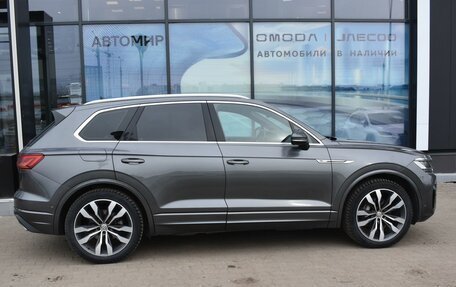 Volkswagen Touareg III, 2018 год, 4 585 000 рублей, 4 фотография