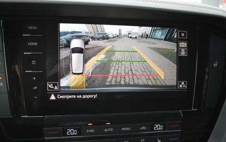 Volkswagen Touareg III, 2018 год, 4 585 000 рублей, 17 фотография