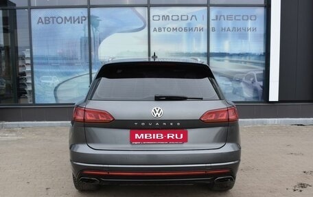 Volkswagen Touareg III, 2018 год, 4 585 000 рублей, 6 фотография
