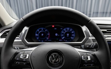 Volkswagen Tiguan II, 2017 год, 2 549 000 рублей, 18 фотография