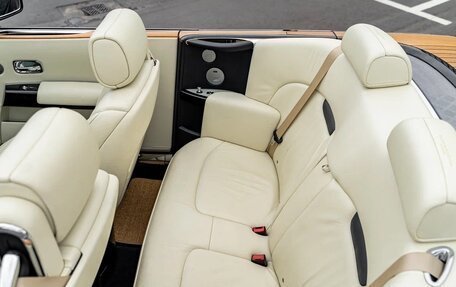 Rolls-Royce Phantom VII рестайлинг, 2007 год, 39 990 000 рублей, 23 фотография