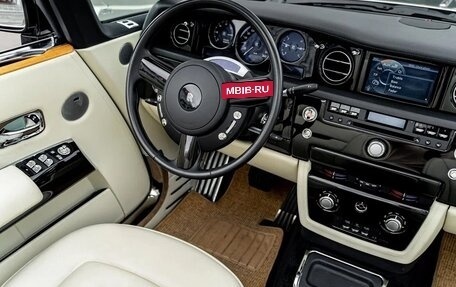 Rolls-Royce Phantom VII рестайлинг, 2007 год, 39 990 000 рублей, 21 фотография