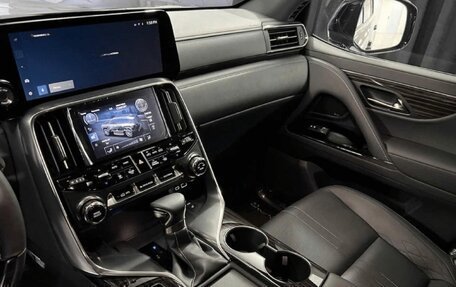 Lexus LX, 2025 год, 32 990 000 рублей, 5 фотография