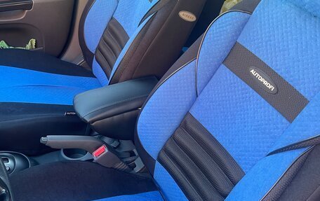 KIA Rio II, 2011 год, 600 000 рублей, 6 фотография