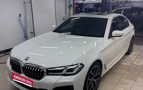 BMW 5 серия, 2021 год, 5 650 000 рублей, 21 фотография