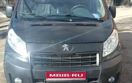 Peugeot Expert II, 2014 год, 1 000 000 рублей, 3 фотография