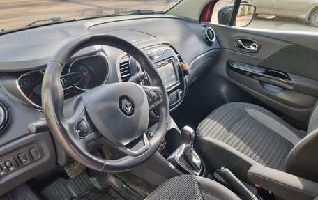 Renault Kaptur I рестайлинг, 2017 год, 1 450 000 рублей, 8 фотография