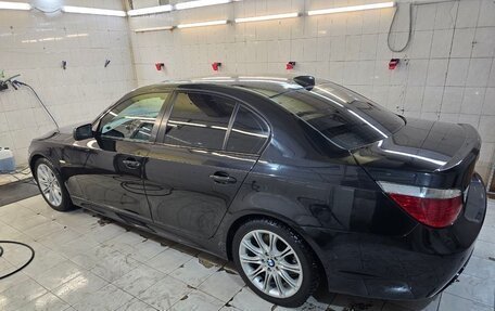 BMW 5 серия, 2006 год, 2 600 000 рублей, 2 фотография