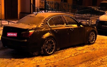 BMW 5 серия, 2007 год, 850 000 рублей, 1 фотография