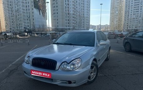 Hyundai Sonata IV рестайлинг, 2003 год, 310 000 рублей, 1 фотография