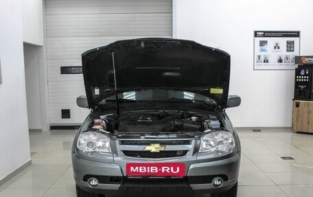 Chevrolet Niva I рестайлинг, 2011 год, 699 000 рублей, 5 фотография