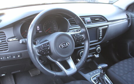 KIA Rio IV, 2020 год, 1 675 000 рублей, 10 фотография