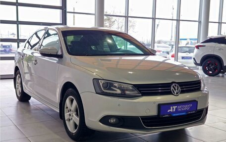 Volkswagen Jetta VI, 2014 год, 1 249 000 рублей, 3 фотография