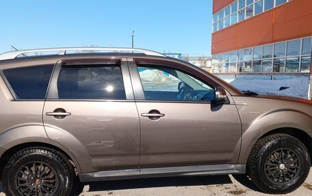 Mitsubishi Outlander III рестайлинг 3, 2010 год, 750 000 рублей, 4 фотография