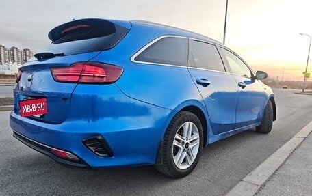 KIA cee'd III, 2019 год, 880 000 рублей, 16 фотография