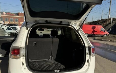 Mitsubishi Outlander III рестайлинг 3, 2012 год, 1 150 000 рублей, 8 фотография