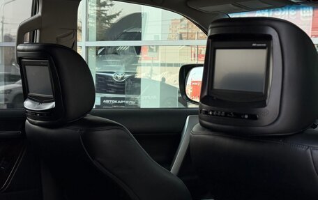 Toyota Land Cruiser Prado 150 рестайлинг 2, 2015 год, 4 100 000 рублей, 28 фотография