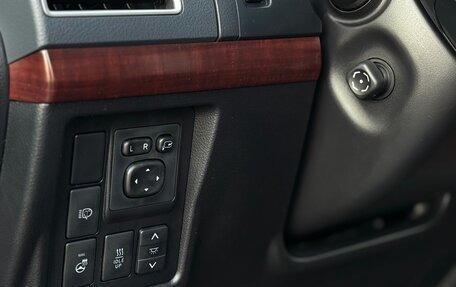 Toyota Land Cruiser Prado 150 рестайлинг 2, 2015 год, 4 100 000 рублей, 35 фотография