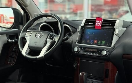 Toyota Land Cruiser Prado 150 рестайлинг 2, 2015 год, 4 100 000 рублей, 36 фотография