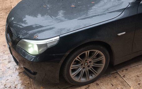 BMW 5 серия, 2007 год, 850 000 рублей, 2 фотография