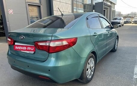 KIA Rio III рестайлинг, 2013 год, 1 099 000 рублей, 4 фотография