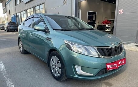 KIA Rio III рестайлинг, 2013 год, 1 099 000 рублей, 3 фотография
