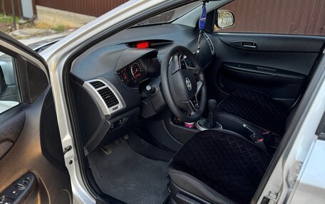 Hyundai i20 IB рестайлинг, 2009 год, 520 000 рублей, 2 фотография