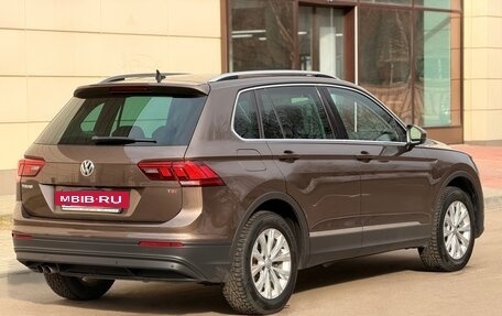 Volkswagen Tiguan II, 2017 год, 2 200 000 рублей, 2 фотография