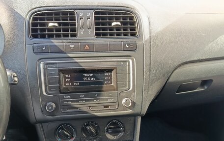 Volkswagen Polo VI (EU Market), 2016 год, 959 000 рублей, 14 фотография