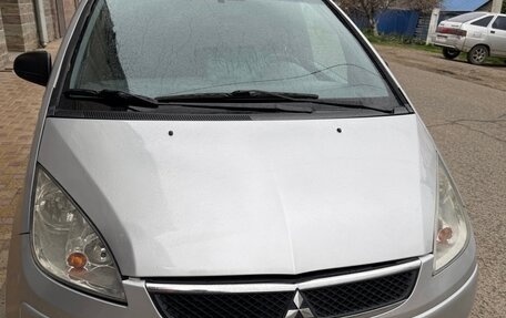 Mitsubishi Colt VI рестайлинг, 2005 год, 360 000 рублей, 1 фотография
