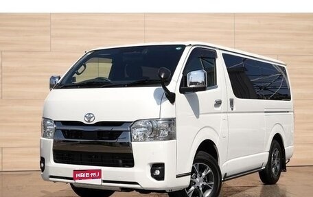 Toyota HiAce H200, 2023 год, 4 672 000 рублей, 1 фотография