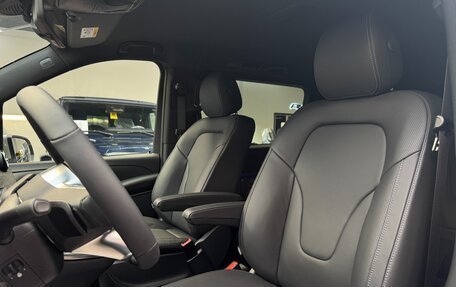 Mercedes-Benz V-Класс, 2025 год, 14 890 000 рублей, 19 фотография