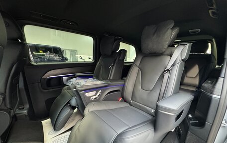 Mercedes-Benz V-Класс, 2025 год, 14 890 000 рублей, 23 фотография