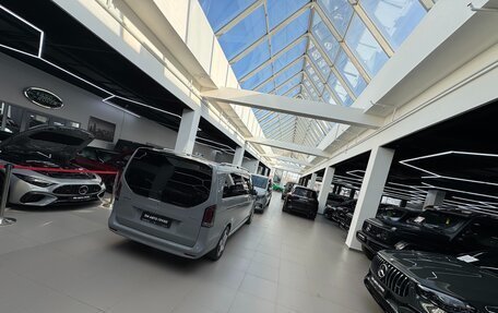 Mercedes-Benz V-Класс, 2025 год, 14 890 000 рублей, 40 фотография