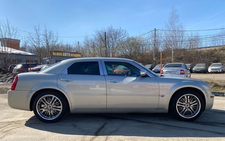 Chrysler 300C II, 2007 год, 1 250 000 рублей, 5 фотография