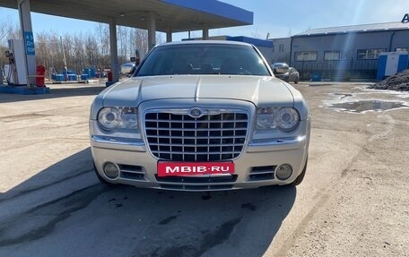 Chrysler 300C II, 2007 год, 1 250 000 рублей, 3 фотография